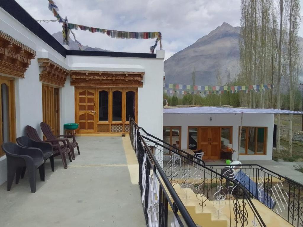 Sernang Homestay Hundar Exterior photo