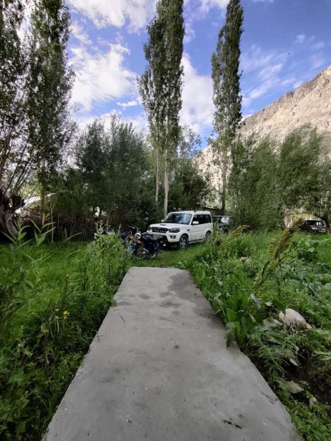 Sernang Homestay Hundar Exterior photo
