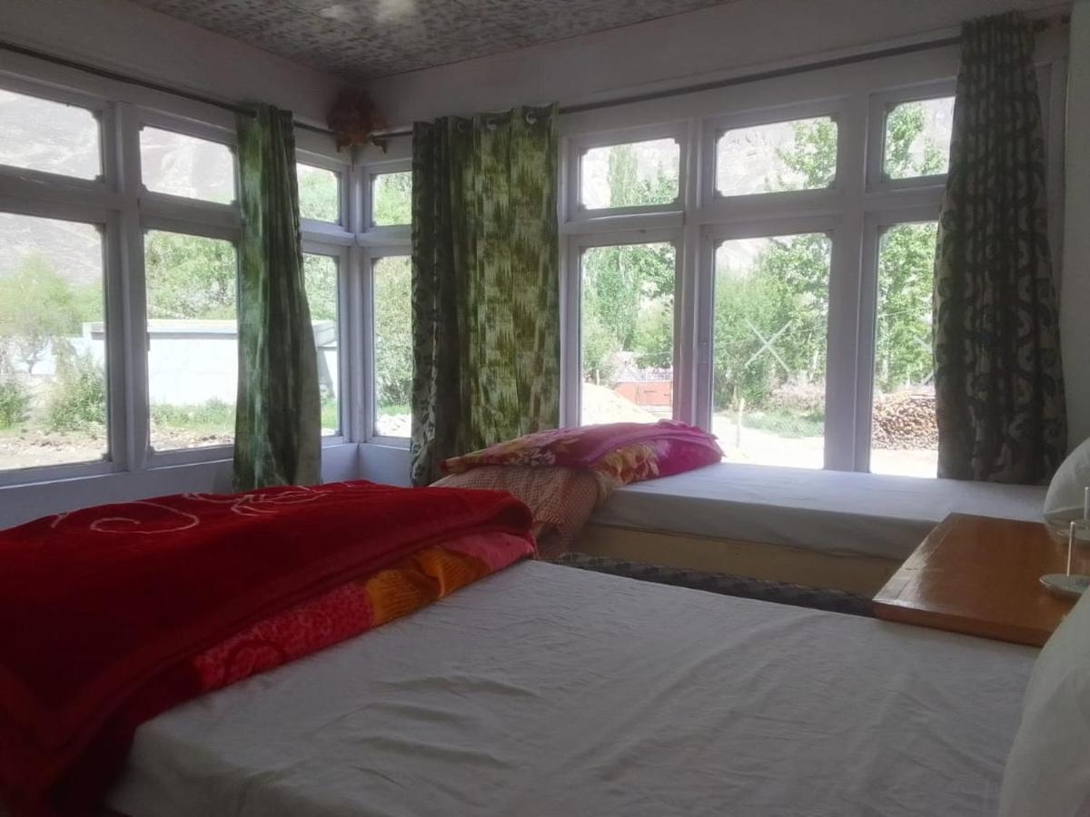 Sernang Homestay Hundar Exterior photo