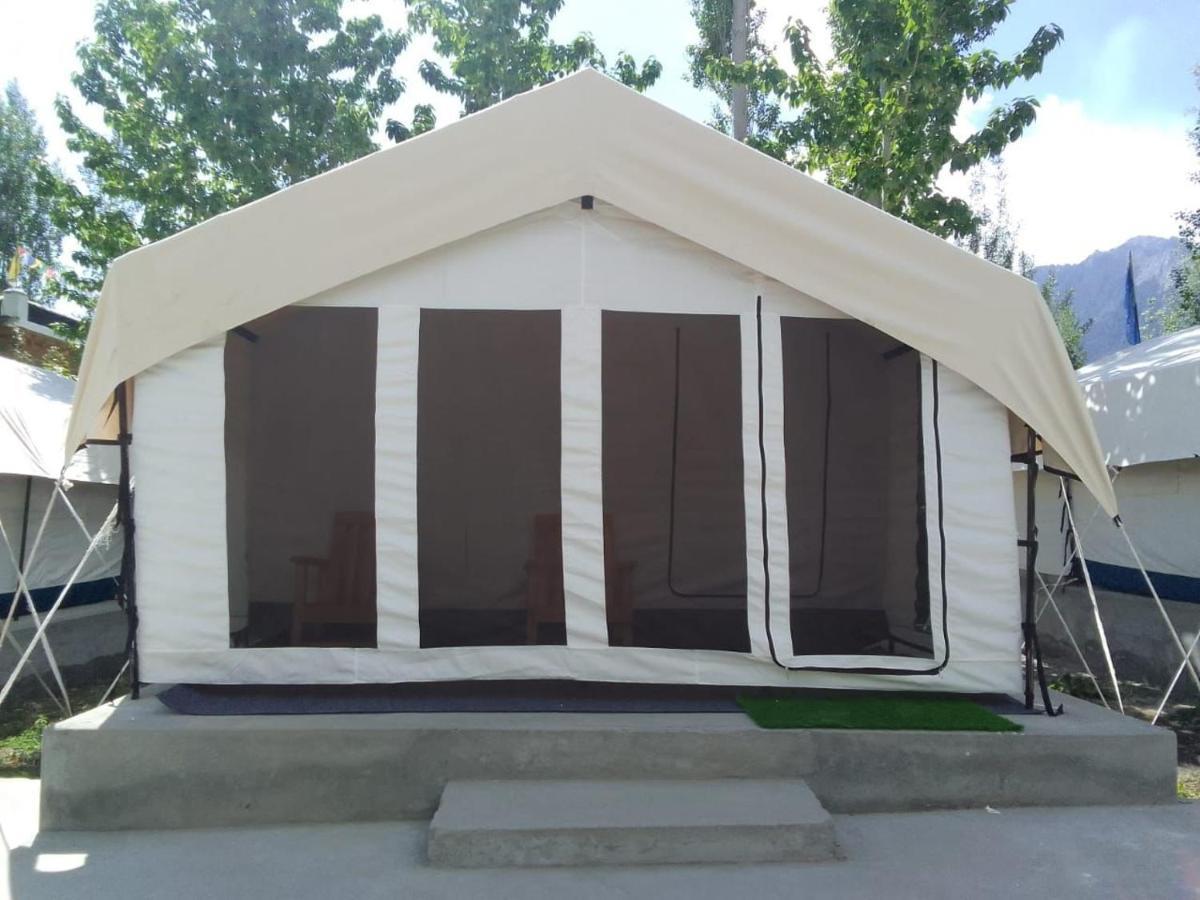 Sernang Homestay Hundar Exterior photo
